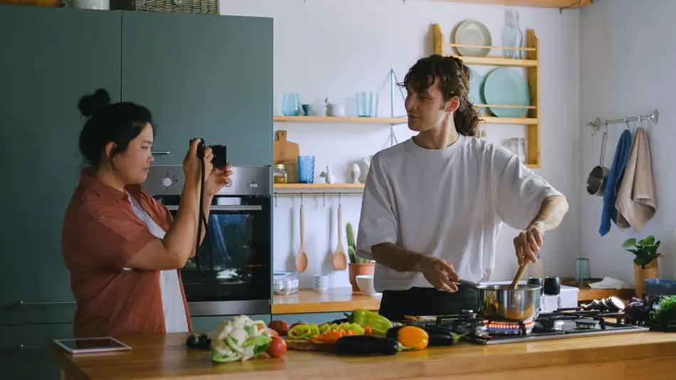 Declina la era de los influencers y crece la de los expertos